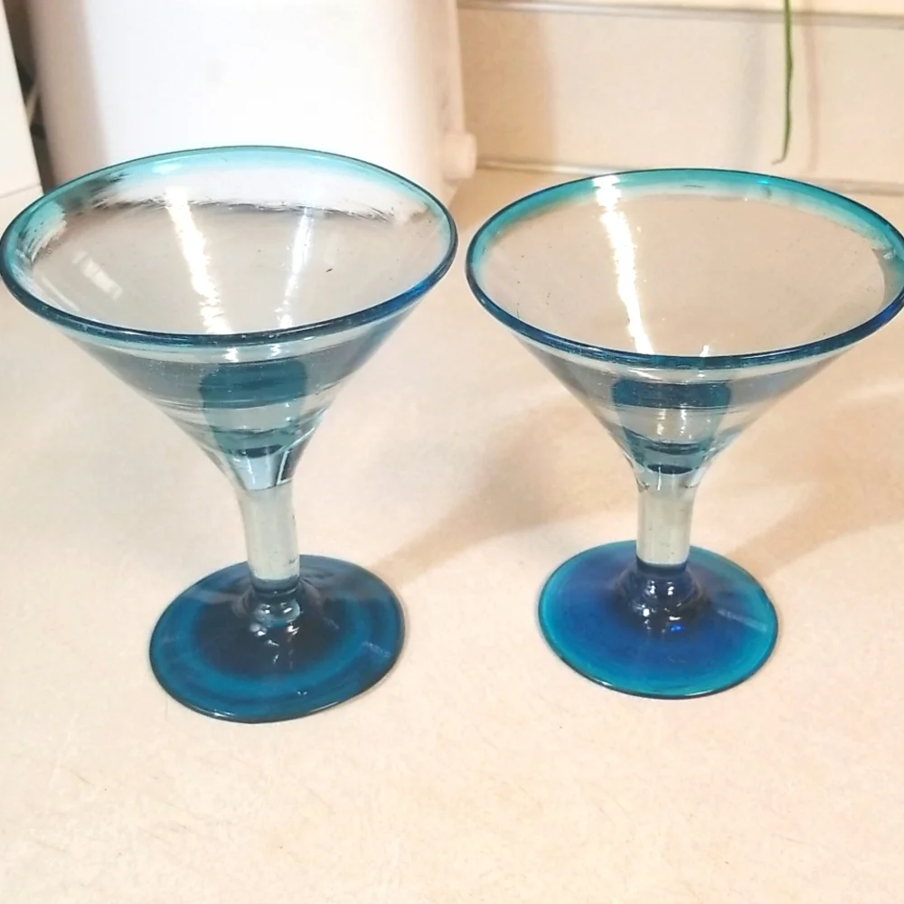 COPY Hand Blown Martini Or Margarita Set of 2 Glasses With Aqua Rim